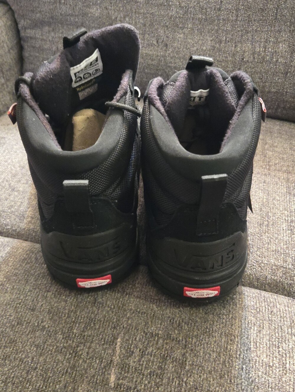 Vans Mte 2 Ultrarange Exo Men Size 11.5 Blackout Hiking Boots Primaloft 062026 - Picture 8 of 9